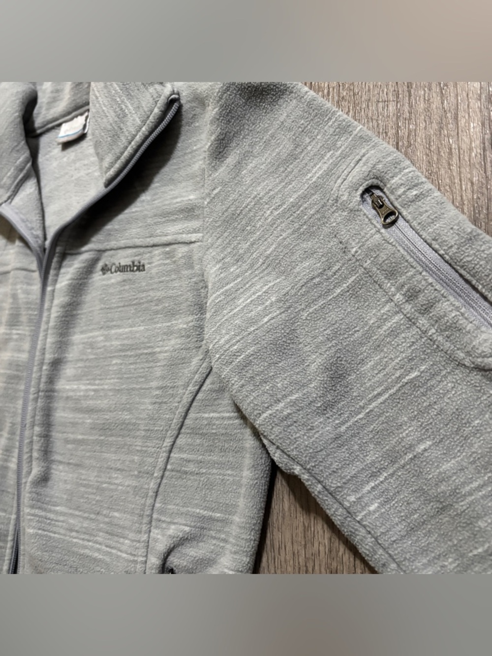 Columbia Women’s Gray Fleece Jacket Full Zip Outdoor Hiking Size M